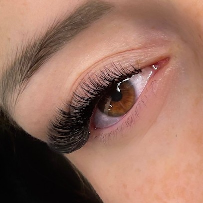 ROSA PARIS / Lashes By Rosa, Institut de Beauté à Lieusaint