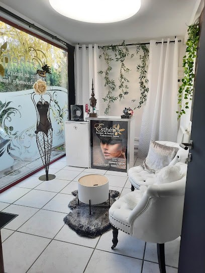 Esthetis, Esthéticienne à Hautmont