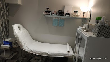 Les Ongles Par Fred, Esthéticienne à Saint-Denis-en-Val