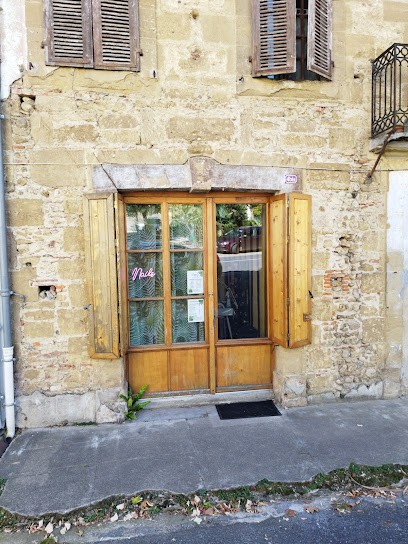 Ladies Nail's, Institut de Beauté à Monléon-Magnoac