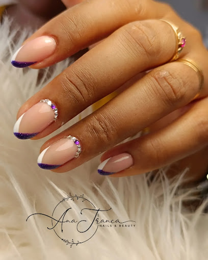 Ana Tranca Nail Designer, Institut De Beauté à Nice