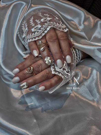 Suze Nails, Institut De Beauté à Toulon