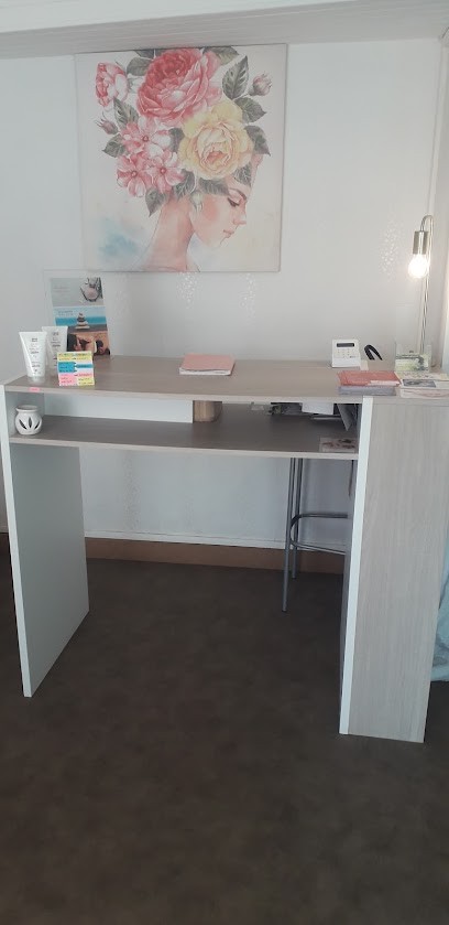 Perle De Beauté, Esthéticienne à Villardonnel