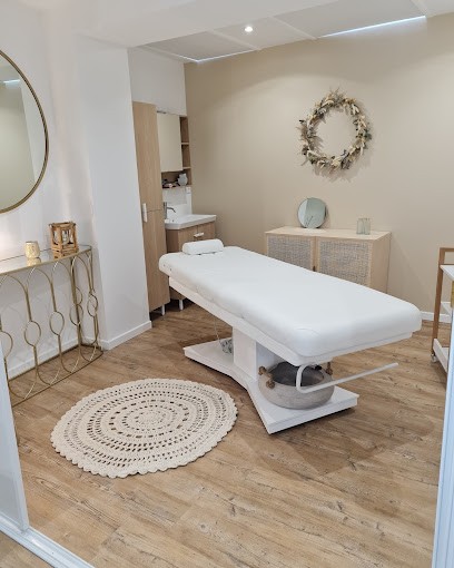 Gwendoline PREVOT Esthétique Modelage Etaples, Esthéticienne à Étaples