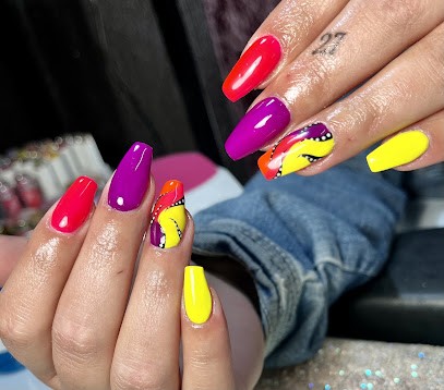 Nail Tech By S, Institut de Beauté à Solliès-Pont