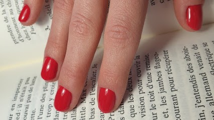 Atelier Nails Et Make-Up, Institut de Beauté à Nevers