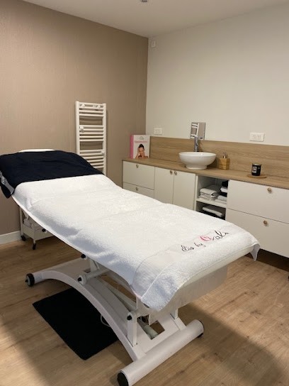 Bien-être By Delphine, Institut de Beauté à Estaires