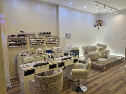 You Rêve Paris - Nails Salon & Massage Institut De Beauté à Paris 01