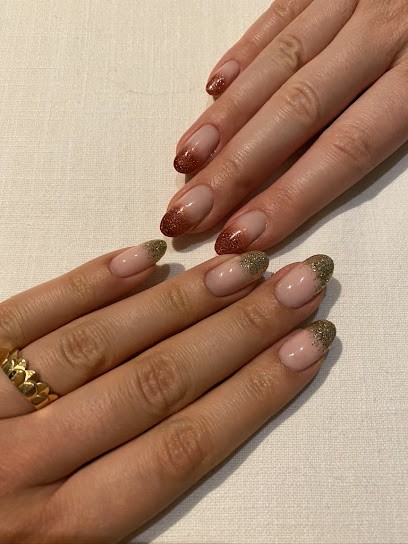 les ongles en rozz, Institut de Beauté au Malesherbois