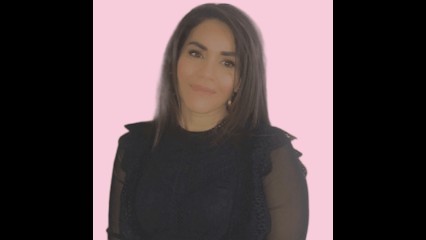 Saliha - Esthéticienne à Domicile - Wecasa Beauté, Institut de Beauté à Oullins