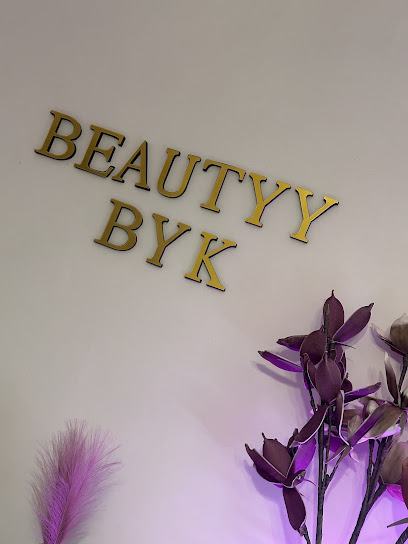 Beautyybyk, Institut De Beauté à Saint-Cyr-l'École