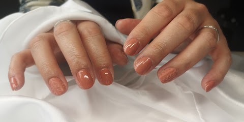 Luxury Ongles&cils, Mains, Pieds, Gel, Semi-permanent, Rehaussement De Cil, Valencin, Institut de Beauté à Valencin