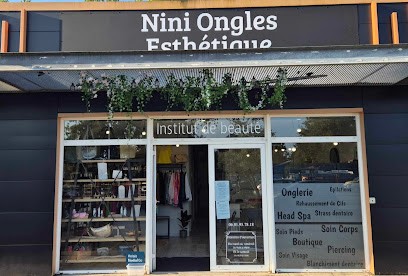 Nini's Ongles Esthétique, Institut de Beauté au Teich