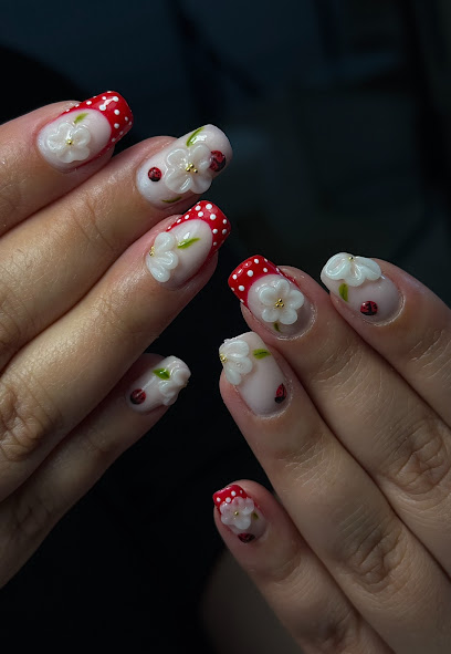 Nails Pro 16 Institut De Beauté à la Chapelle-Saint-Mesmin
