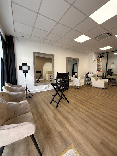 Am Studio, Institut De Beauté à Compiègne