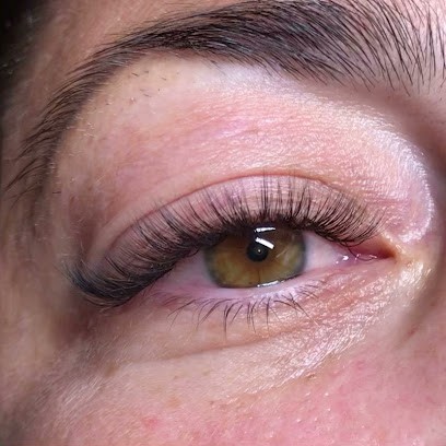 LEEJ Cils Et Maquillage Permanent, Institut de Beauté à La Londe-les-Maures