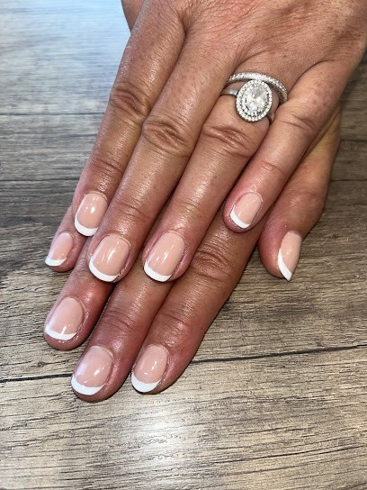 Lau'Reine De Beauté - Esthéticienne à Domicile, Institut de Beauté à Molac