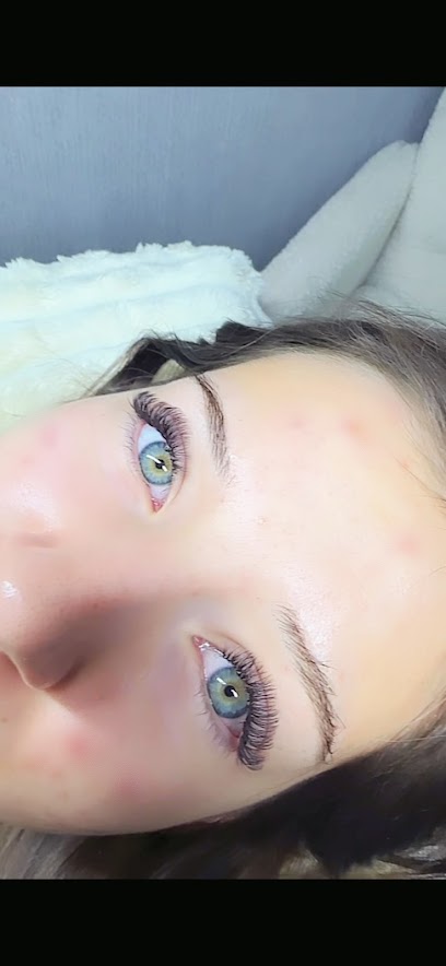 Susanabelle Art Extensions De Cils Blanchiment Dentaire, Esthéticienne à Cannes
