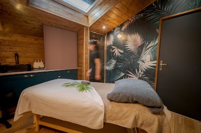 Aux Petits Soins D'Aurore - Institut De Beauté, Institut de Beauté à Cognac