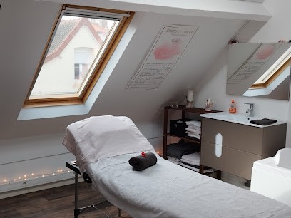 ongles en aur espace détente, Institut de Beauté à Biache-Saint-Vaast