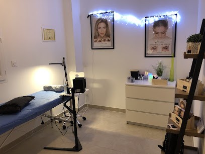 Magicils- Extensions De Cils, Institut de Beauté à Vergèze