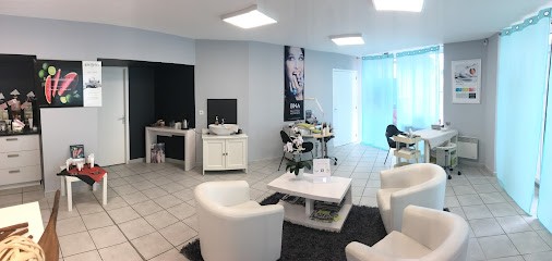 A Corps Zen Sarl, Institut de Beauté à Renazé