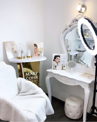 MAISON BEAUTÉ By Léa, Institut de Beauté à Langeac