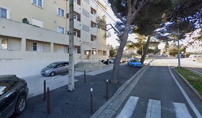 Mh Cils, Esthéticienne à La Ciotat