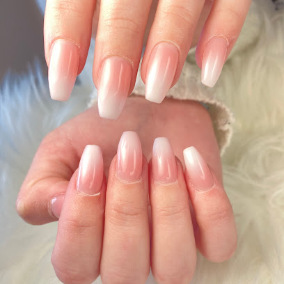 Pau's Ongles - Prothésiste Ongulaire, Institut De Beauté à Chaunay