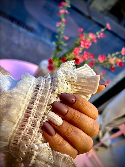 Syra, Institut de Beauté à Saulieu