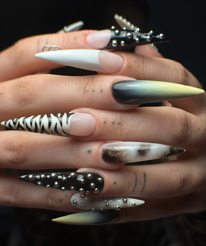 Nails By Ambre Institut De Beauté à Arles