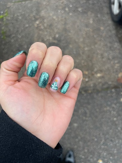 Némésias Nails, Institut de Beauté à Chavigny