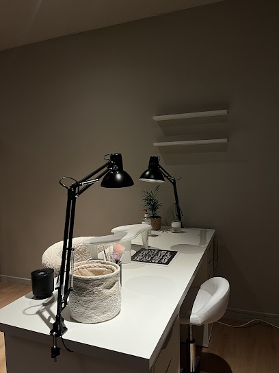Nelma Signature, Institut De Beauté à Bordeaux