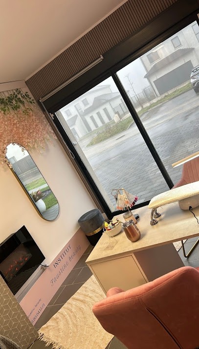 Faustine Beauty, Institut de Beauté à Angevillers