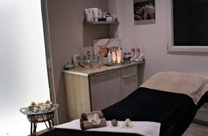 Institut Douc Heure Et Beaute, Institut de Beauté à Giromagny