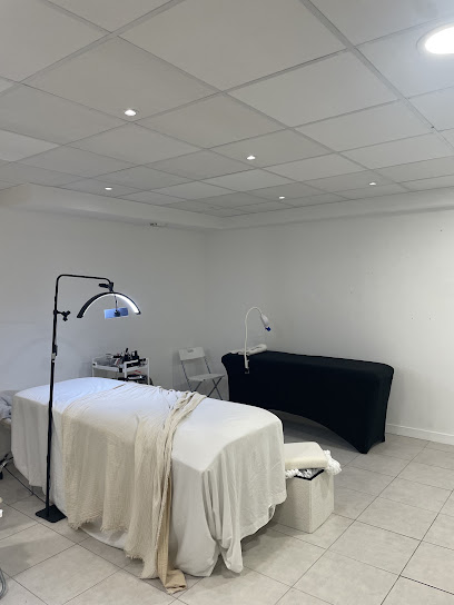 Cassyl Esthétique, Institut De Beauté à Rezé