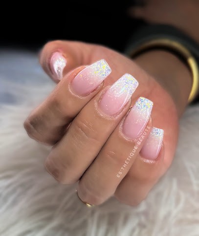 Es'thétique Beauté ongles Makeup artist, Institut de Beauté à Arles