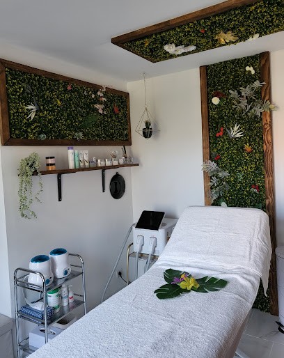 La Case Beauté De Fanny, Institut de Beauté à Essuiles