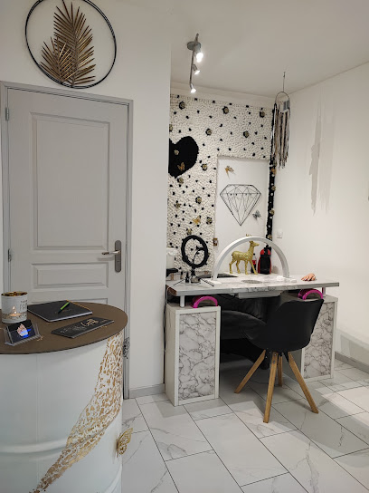 Elo Nails Art, Institut De Beauté à Toulon