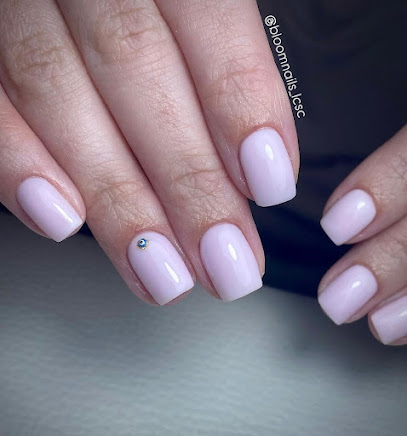 Bloom Nails, Institut De Beauté à la Celle-Saint-Cloud