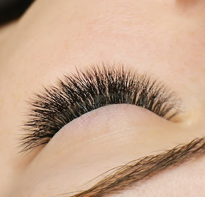 Kened Studio Extensions De Cils, Institut de Beauté à Gignac