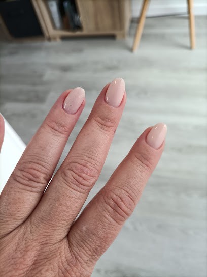 Yet Ongles Et Formations, Institut de Beauté à Gignac