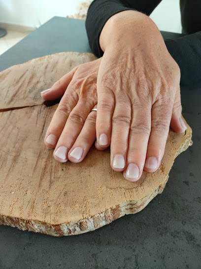 L'M A DOMI'CIL, Esthéticienne à Belleville