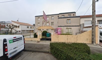 Le Bar à Ongles, Jeu De Mains, Institut de Beauté à Montélimar