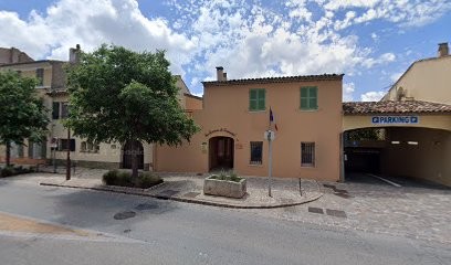 lashesbykchoux, Esthéticienne à Grimaud