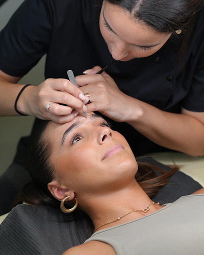 Elaia Brows, Institut De Beauté à Paris 12