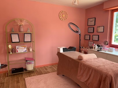 Glam Studio By Jade, Institut de Beauté à Olwisheim