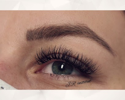 J.R INSTITUT- Extensions De Cils, Prothésiste Ongulaire- Rehaussement De Cils & Maquillage Permanent, Institut de Beauté à Rémilly