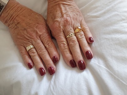 Liz' Ongles / Bellissim’, Institut de Beauté à Roanne